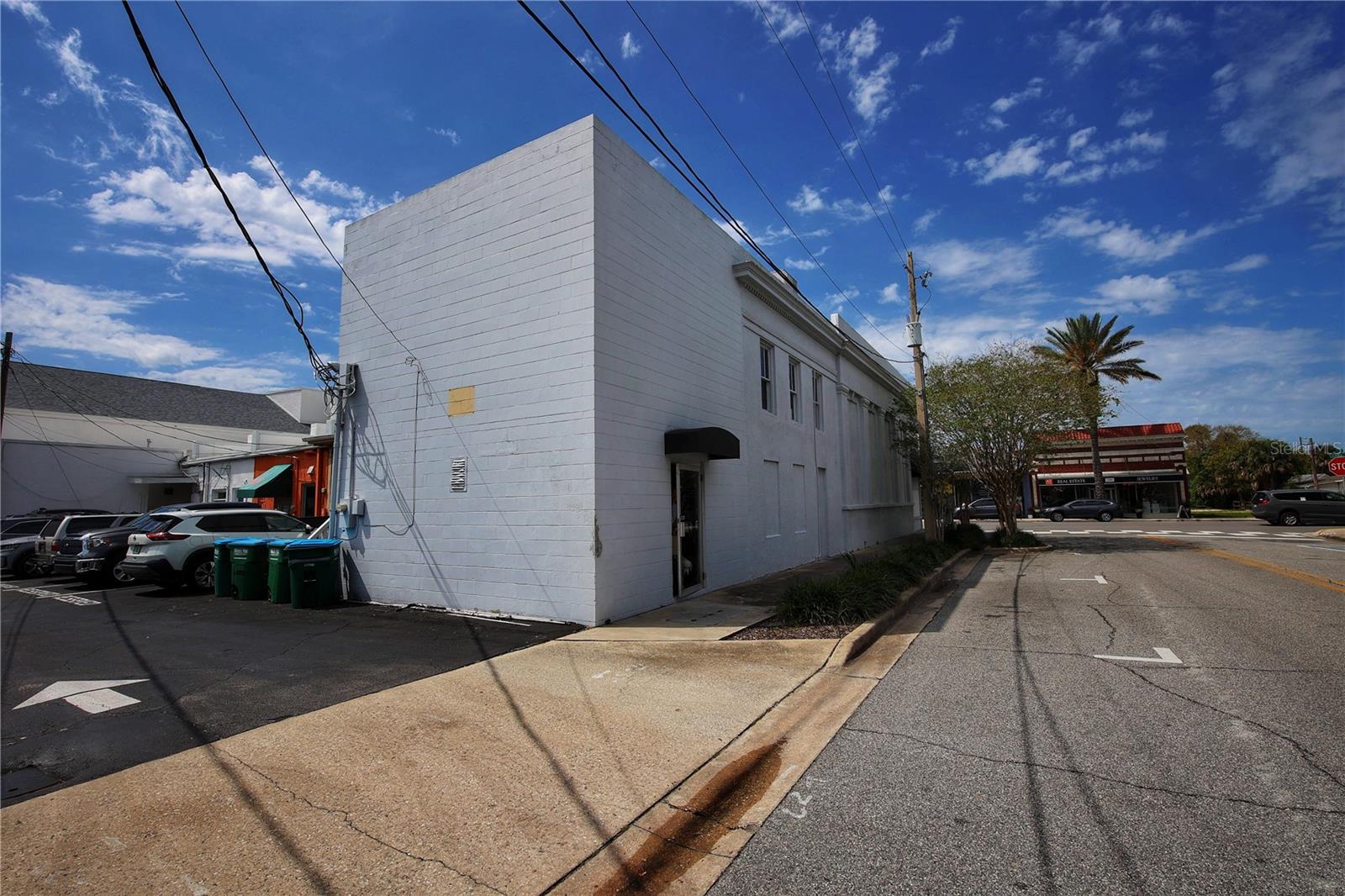 ANDREWS NEW SMYRNA - Commercial Sale