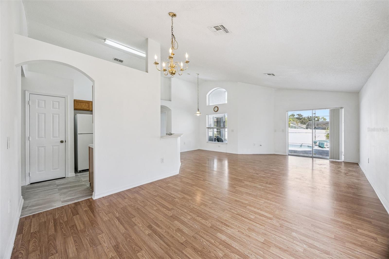 SOUTHERN DUNES, KOKOMO BAY - Residential