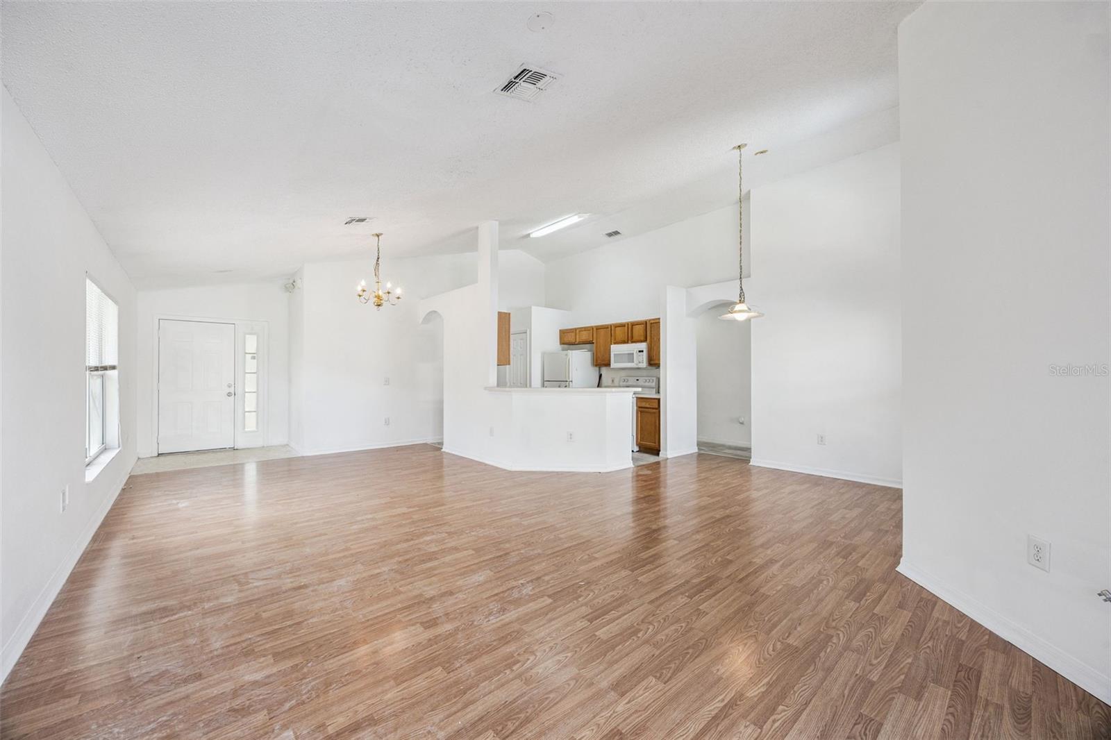 SOUTHERN DUNES, KOKOMO BAY - Residential