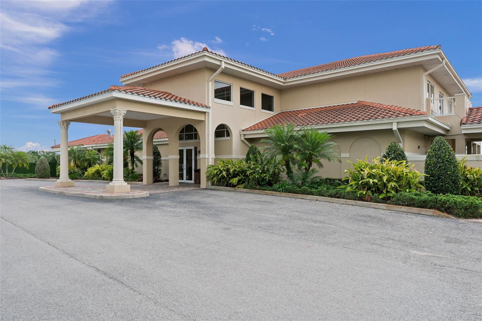 SOUTHERN DUNES, KOKOMO BAY - Residential