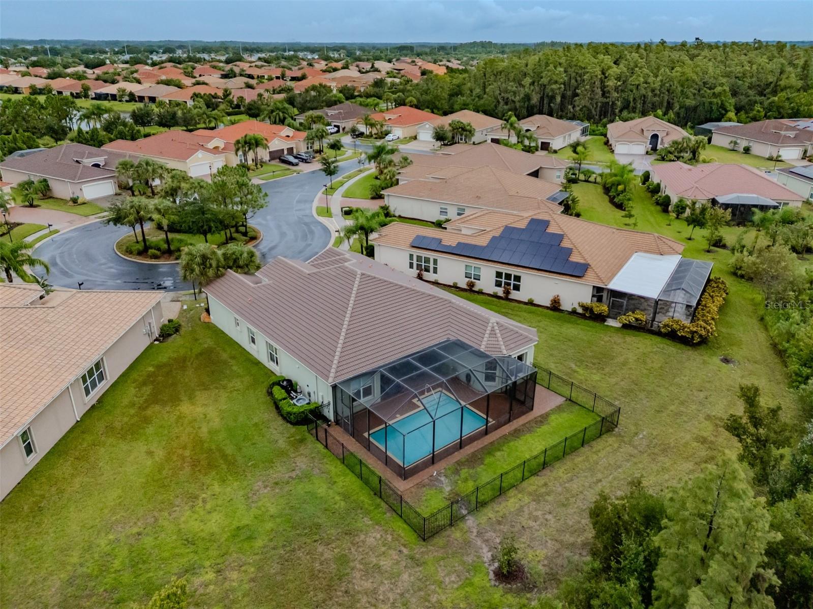 VALENCIA LAKES TR P - Residential