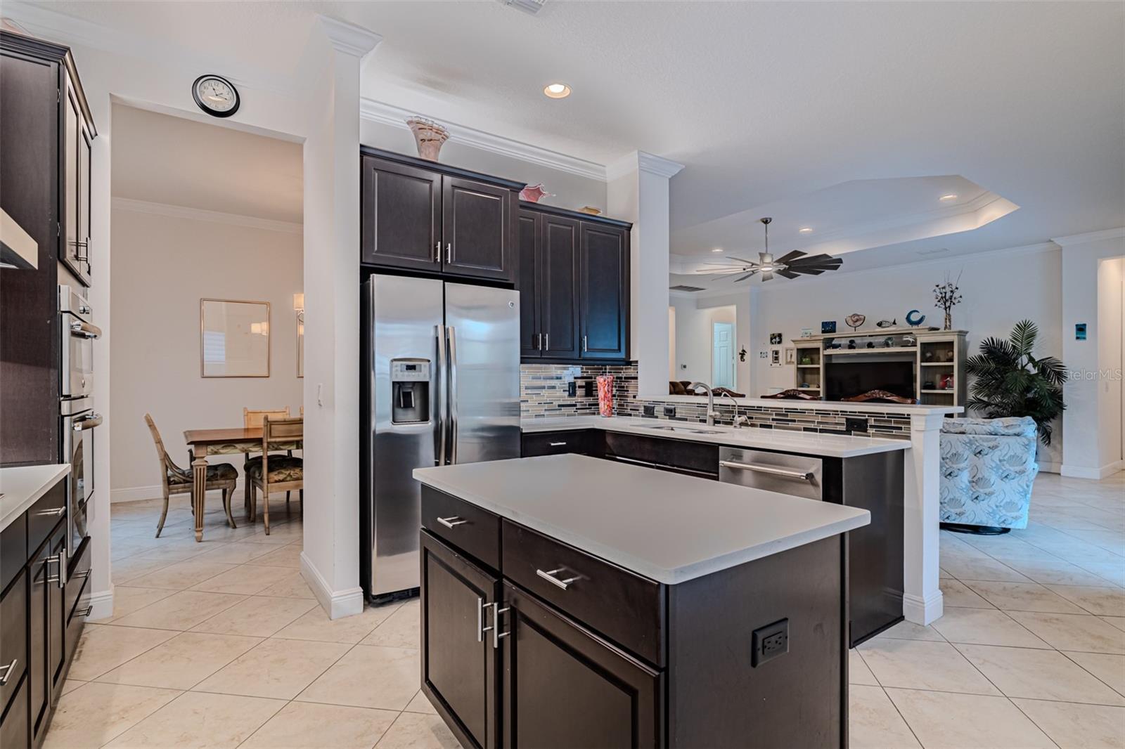 VALENCIA LAKES TR P - Residential