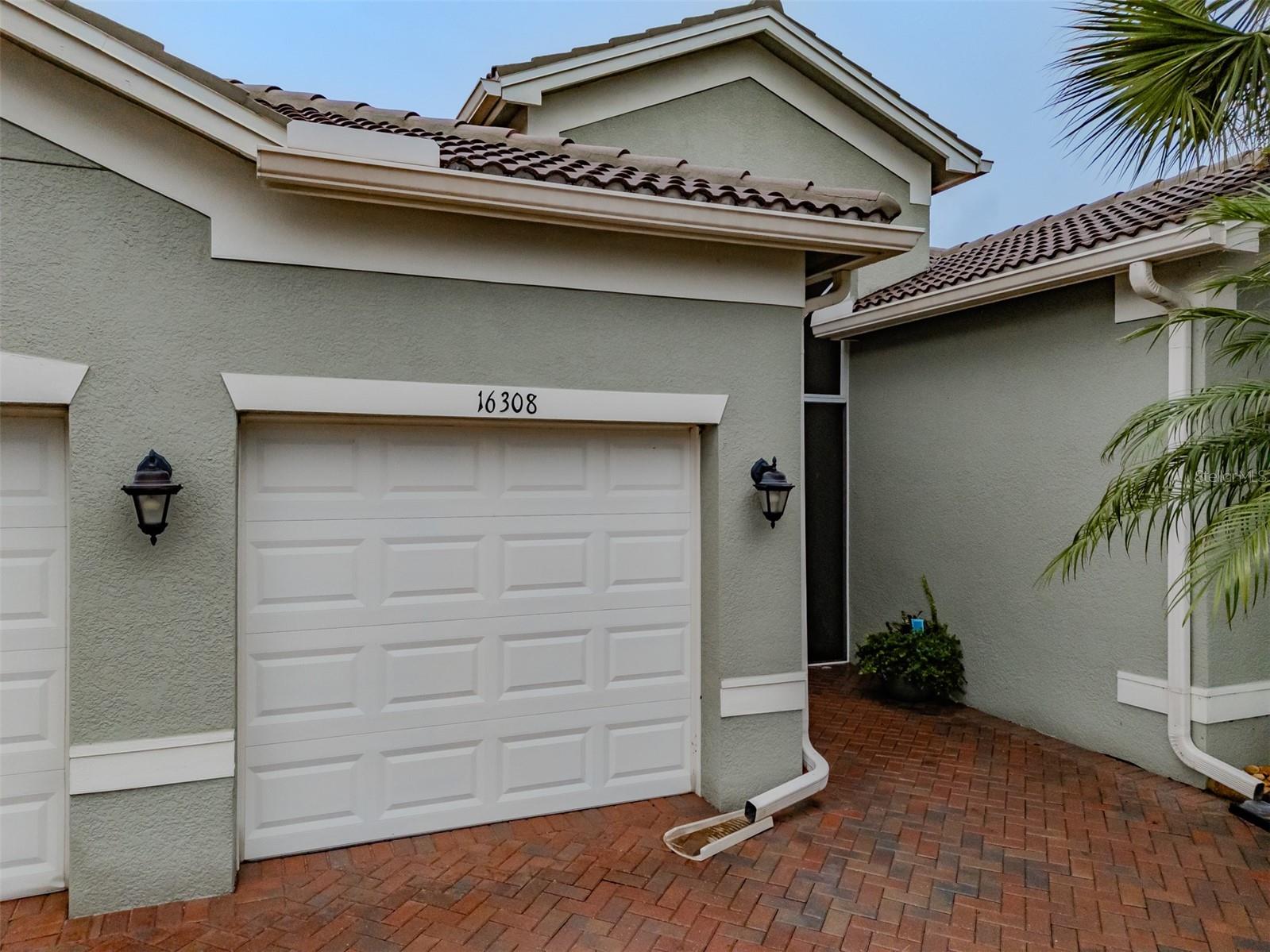 VALENCIA LAKES TR P - Residential