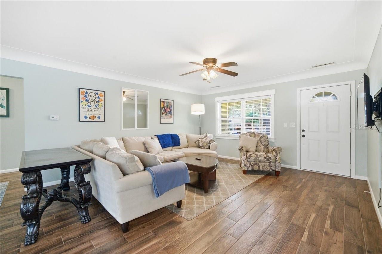 FAIR OAKS 2ND ADD - Residential