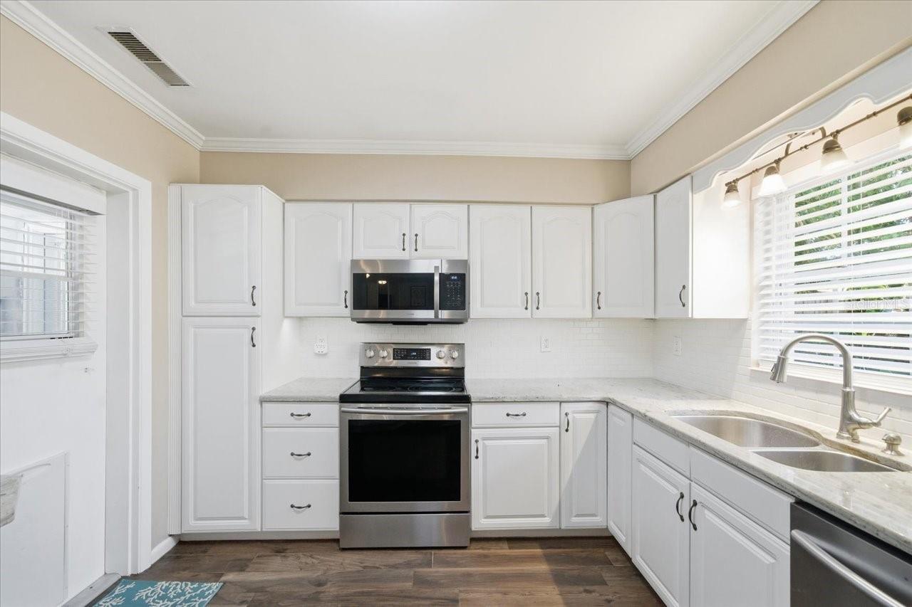 FAIR OAKS 2ND ADD - Residential