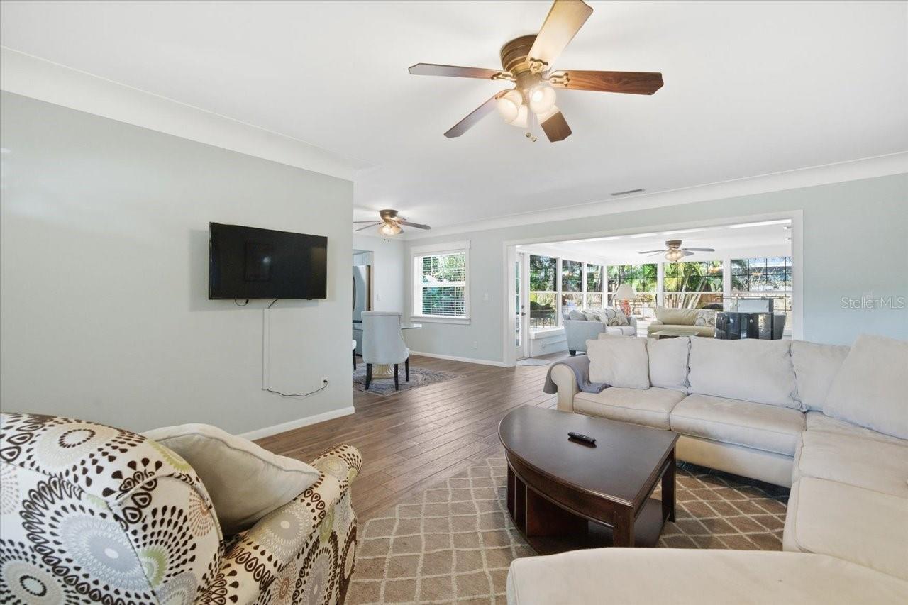 FAIR OAKS 2ND ADD - Residential