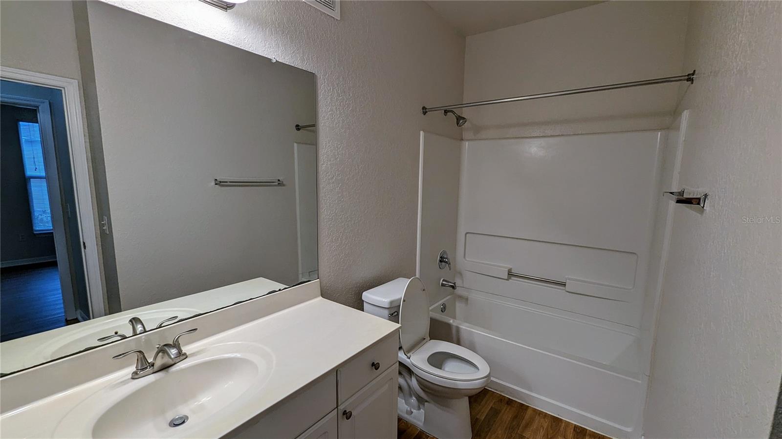 VILLAS AT SOUTHERN DUNES CONDO - Residential Lease