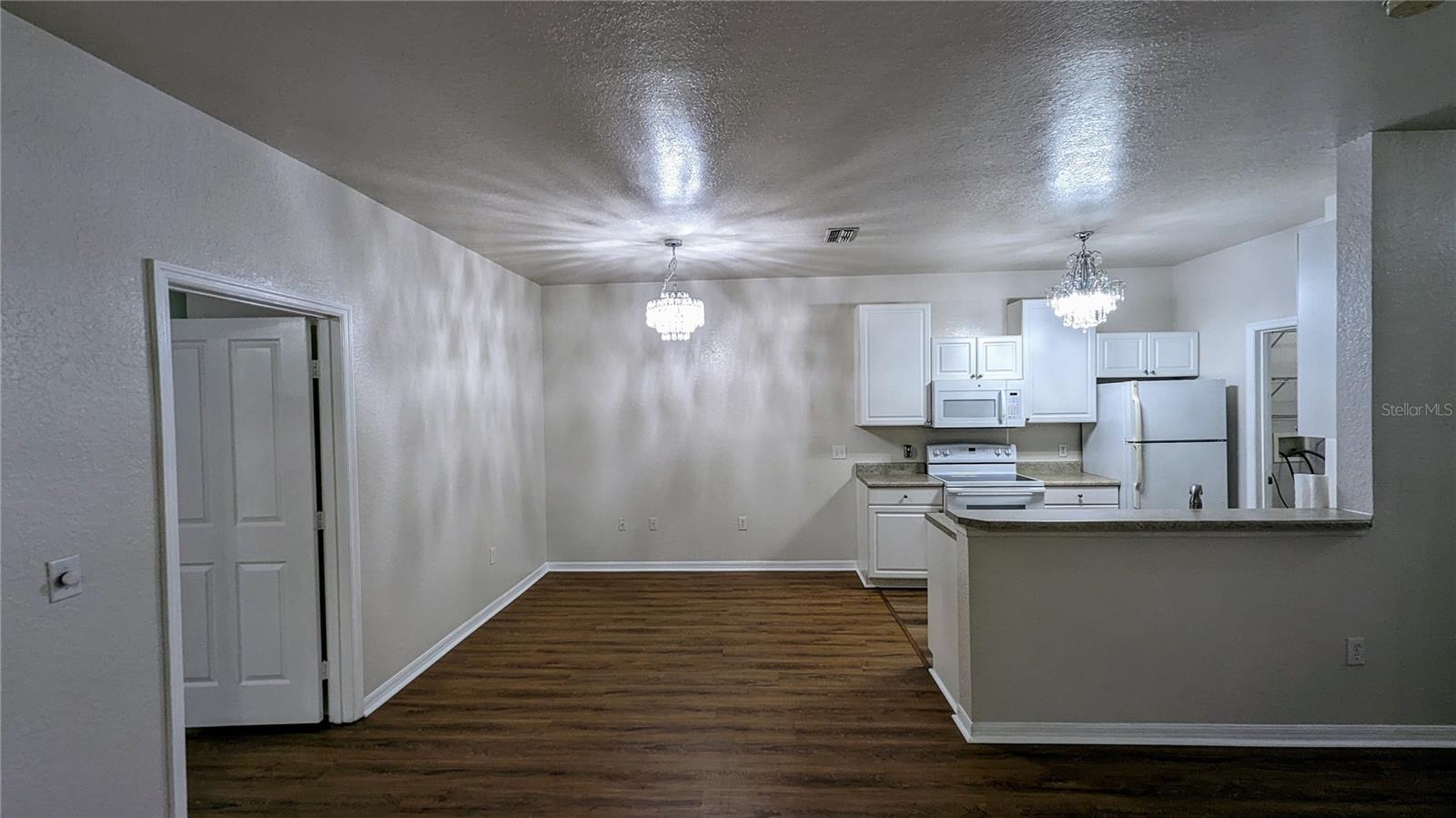 VILLAS AT SOUTHERN DUNES CONDO - Residential Lease