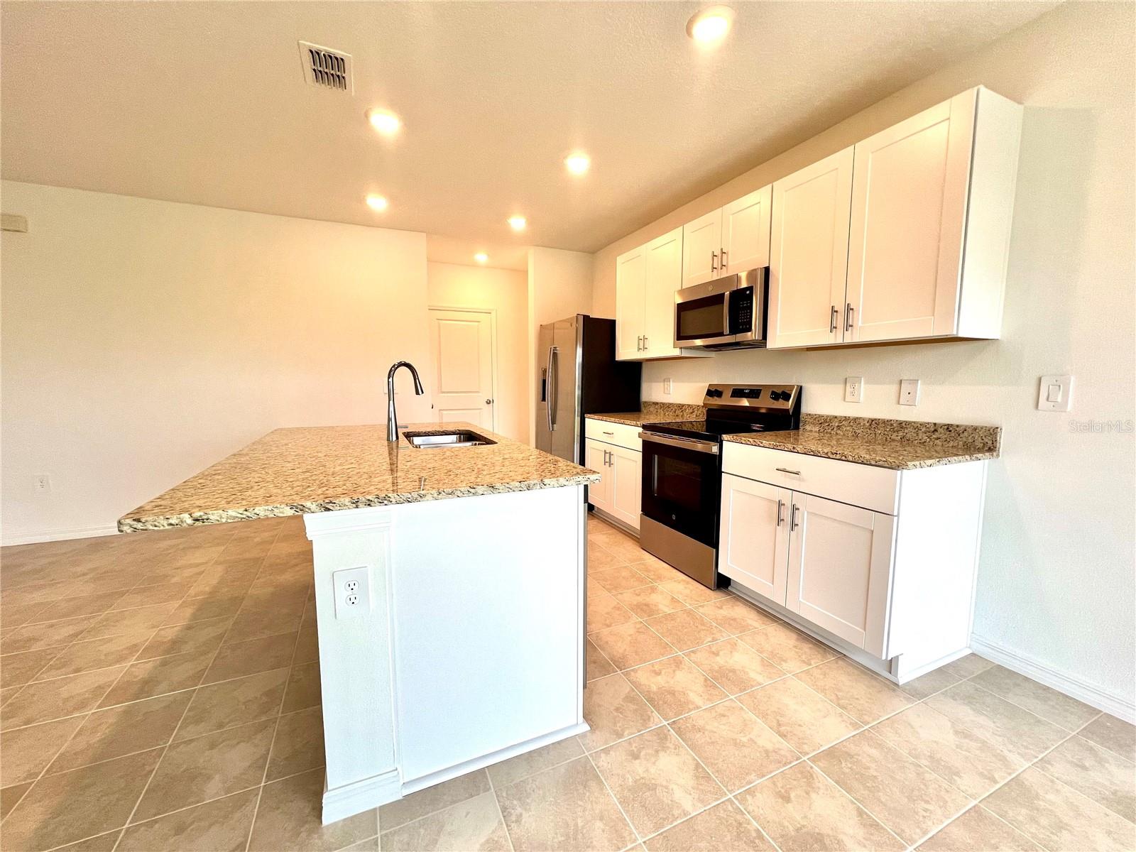 WESTVIEW POD B NEIGHBORHOOD 2A & 2B PH 1 - Residential Lease