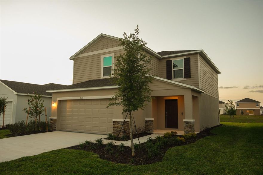 Single-family home with 3 bedrooms, 2 and a half bathrooms, and lake view for rent.
Spacious, integrated kitchen with granite island.
Garage for two cars and less than 7 minutes from hospital, mall with Ross, TJ Maxx, organic market and much more.
Available for your family now. Don't waste time and schedule a visit.
Easy application and approval.