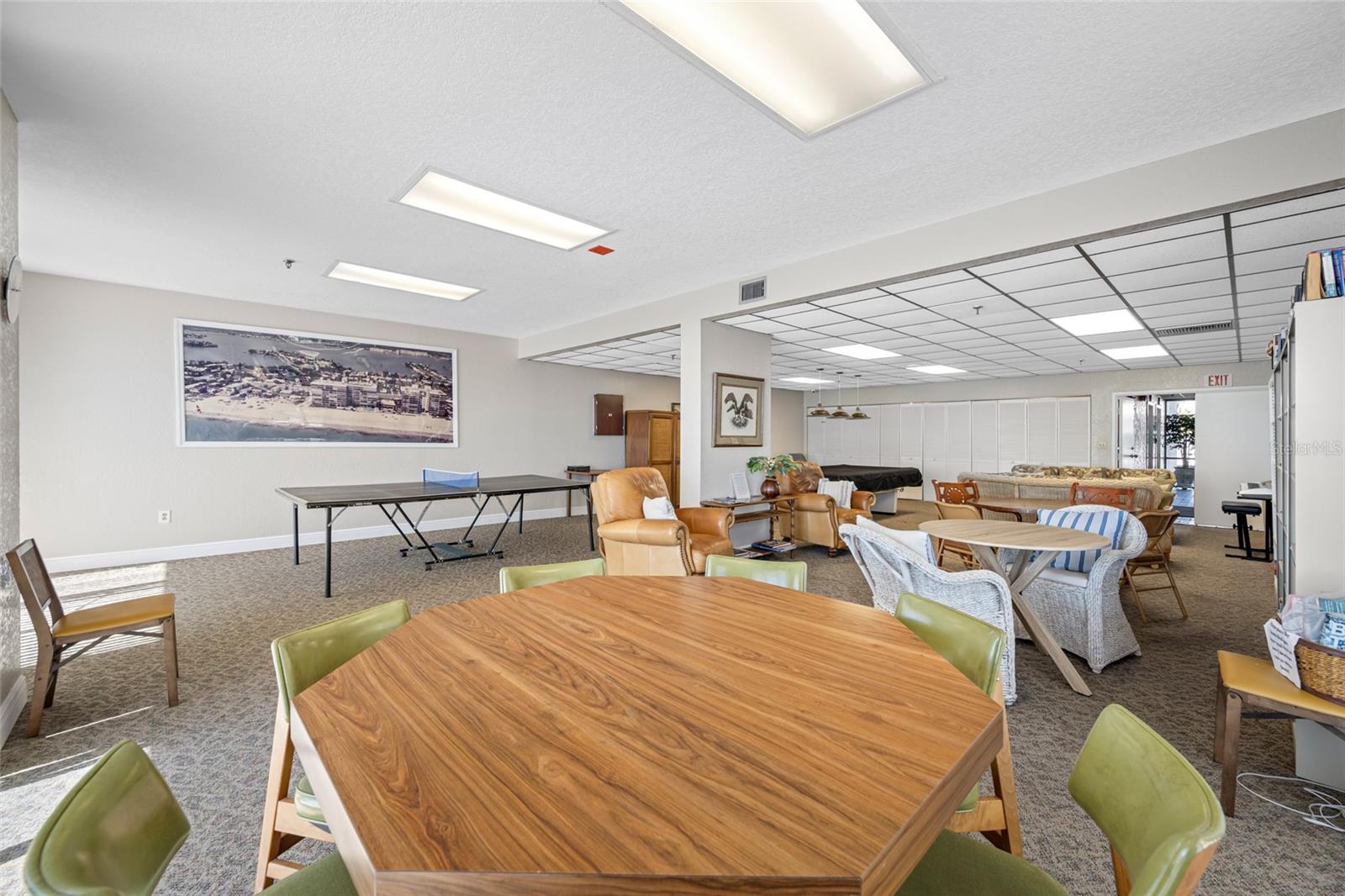 SURFSIDE TOWER CONDO - Residential