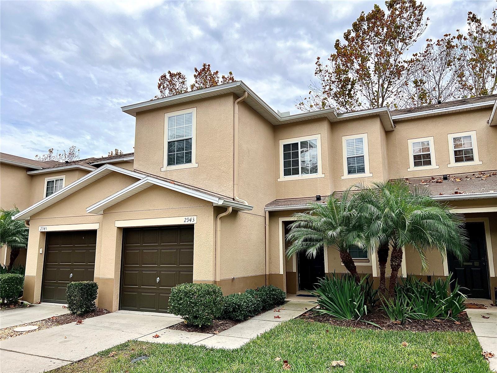 View VALRICO, FL 33594 townhome