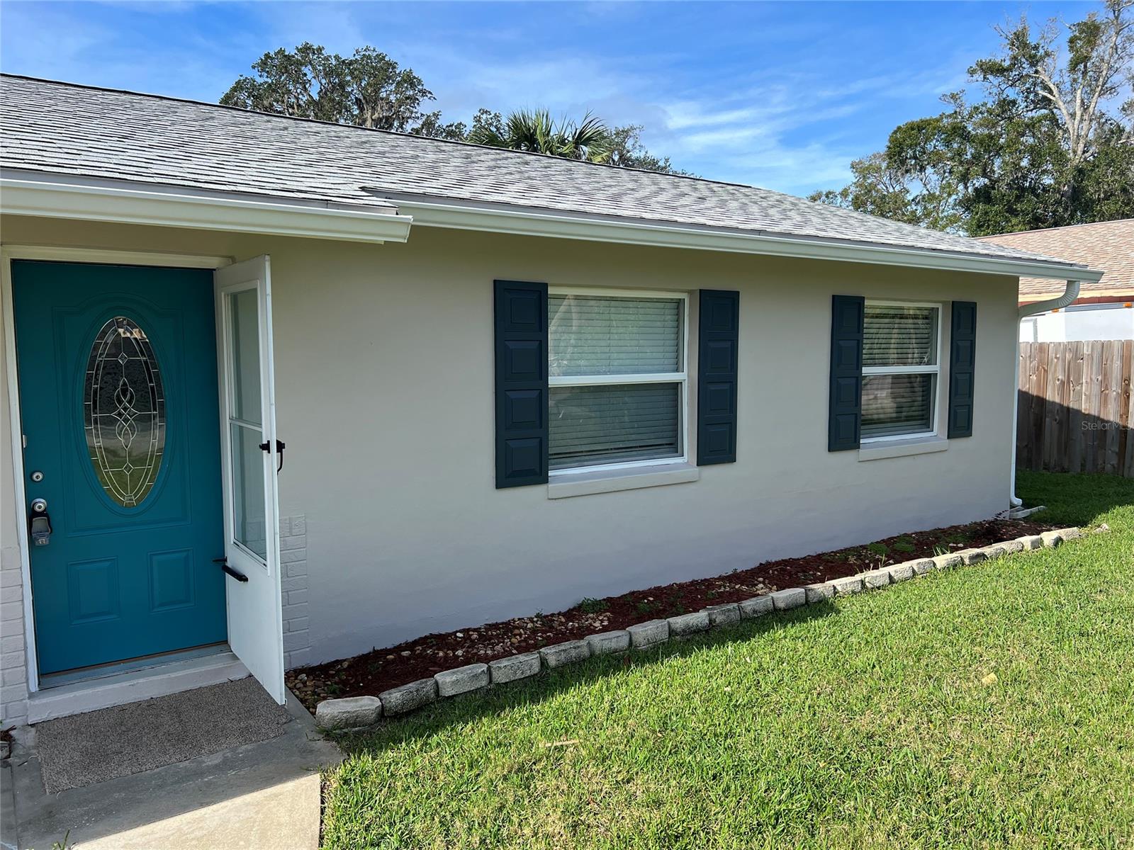 Florida Shores 01 - Residential