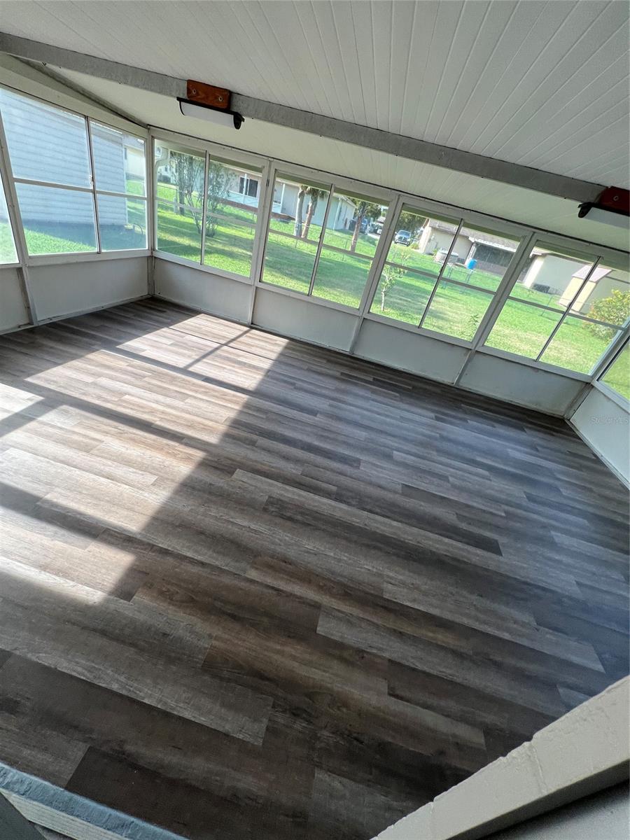 Florida Shores 01 - Residential