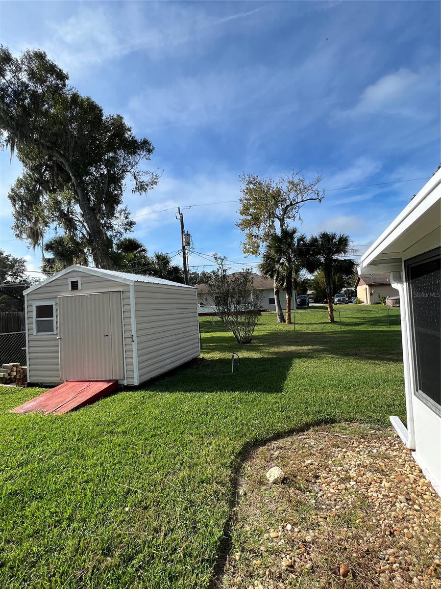 Florida Shores 01 - Residential