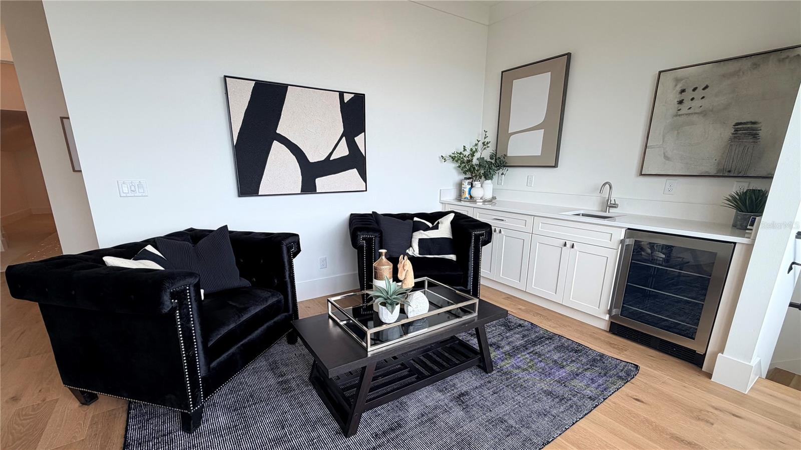 COTTAGES ON 11TH - Residential