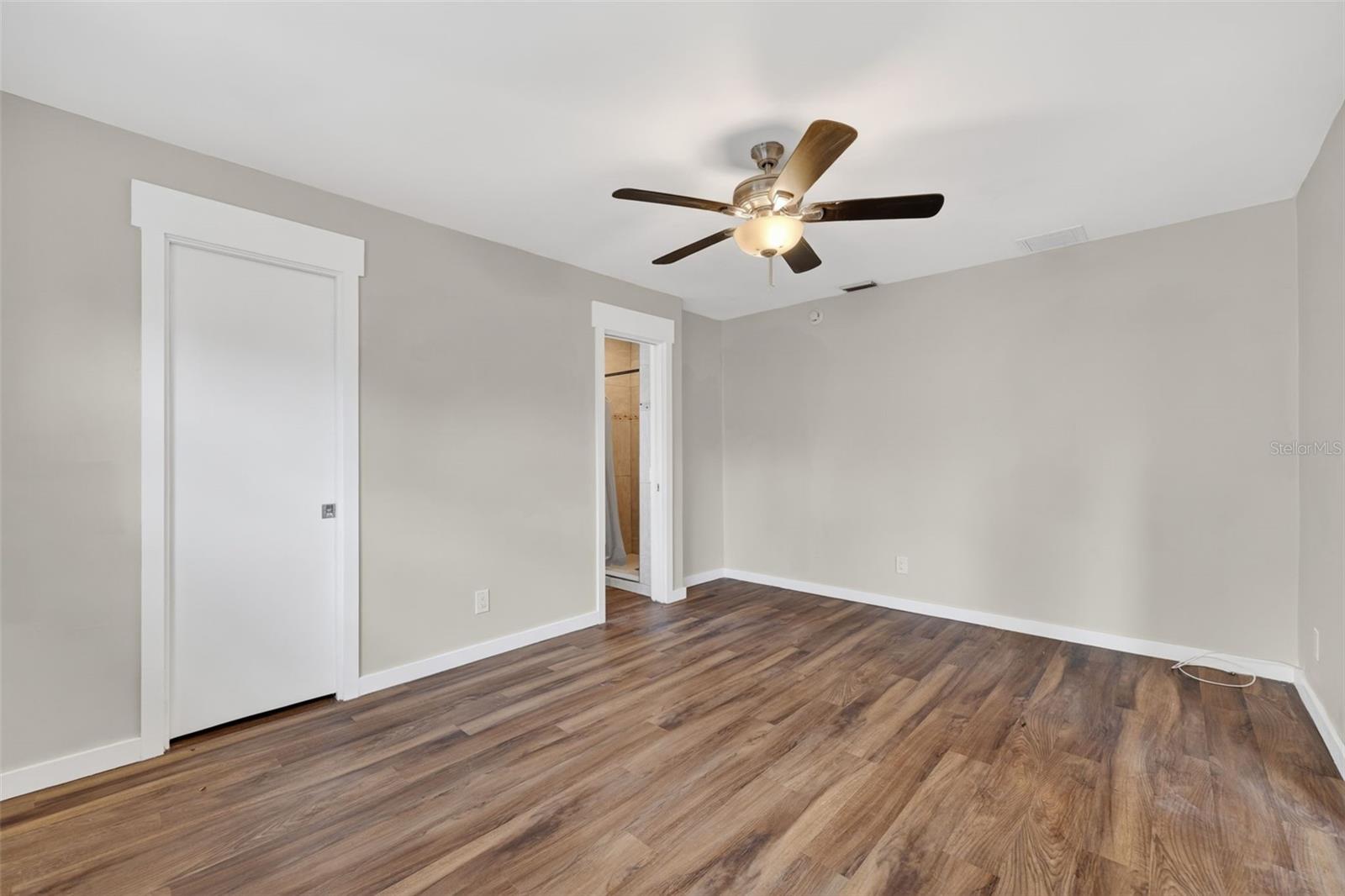 WHITES REP - Residential