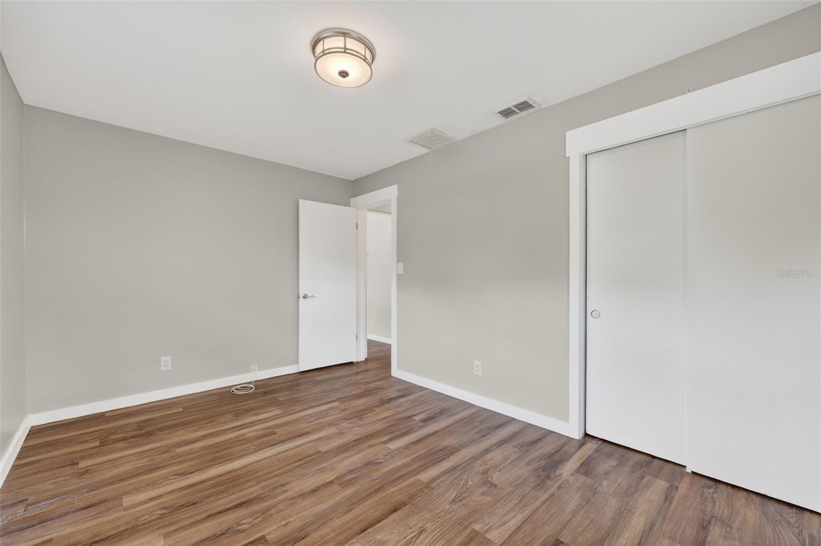 WHITES REP - Residential