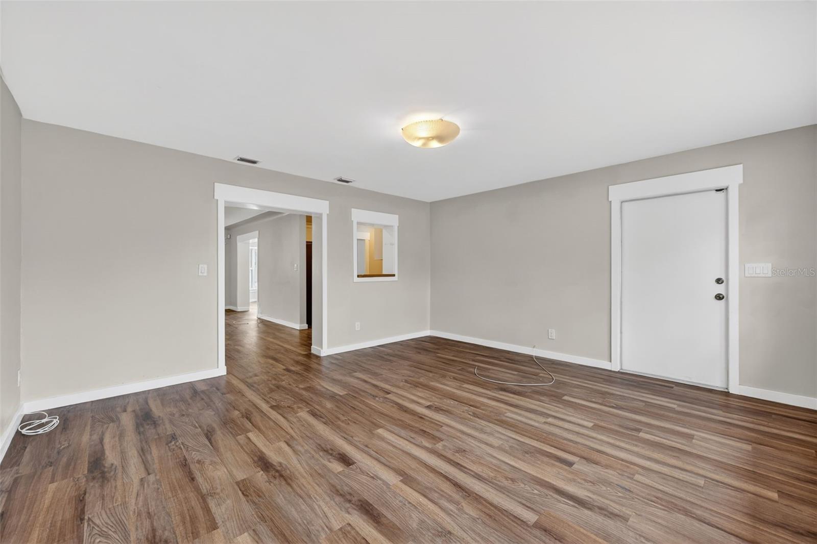 WHITES REP - Residential