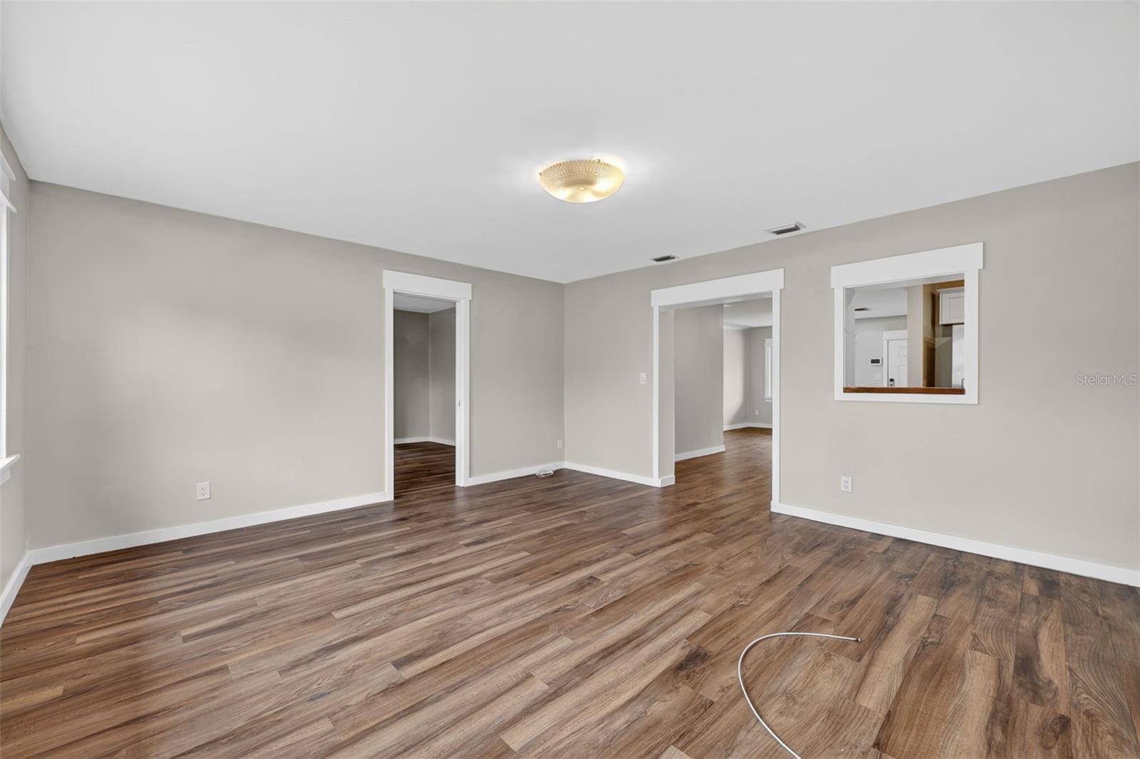 WHITES REP - Residential