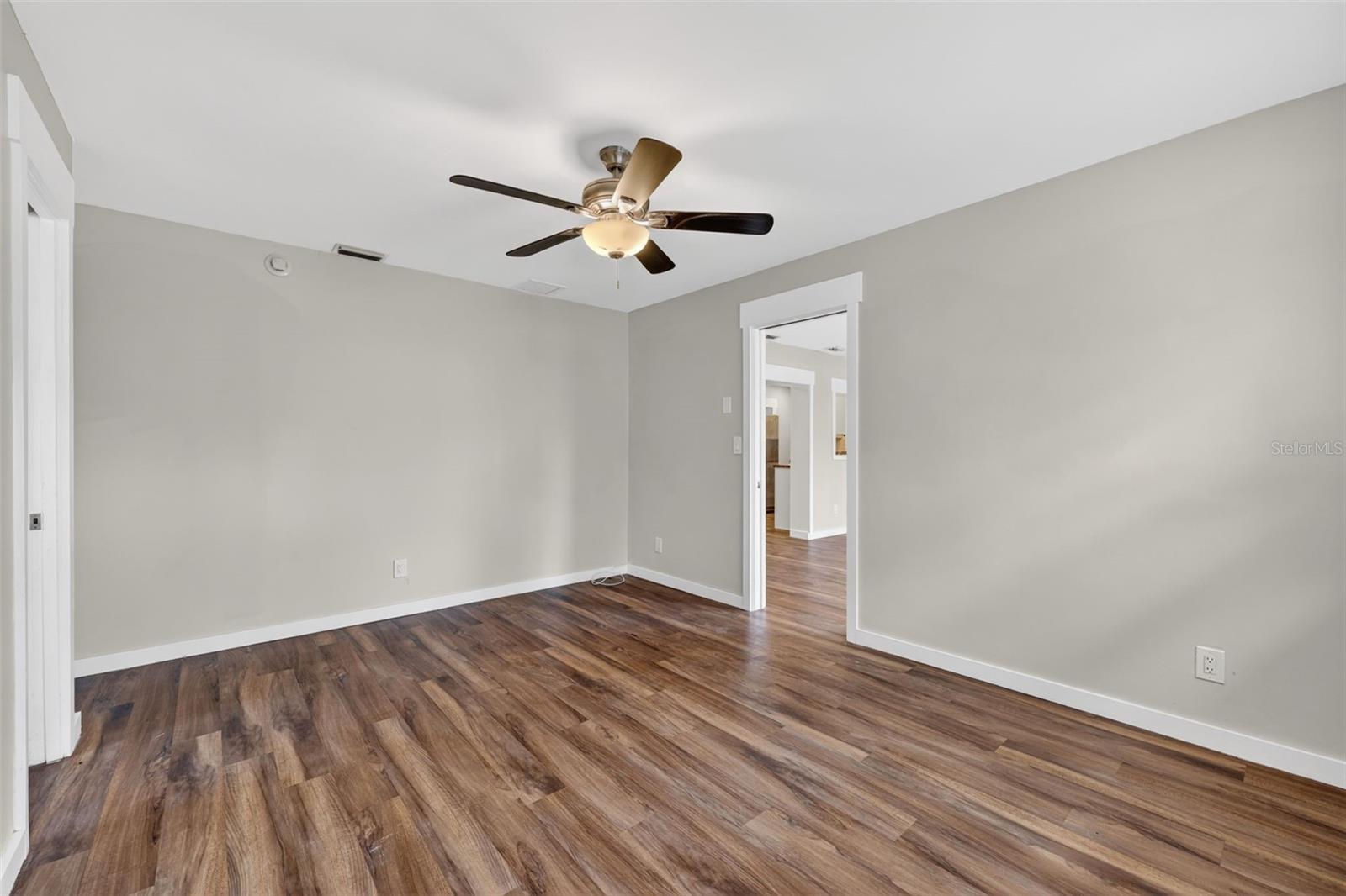 WHITES REP - Residential