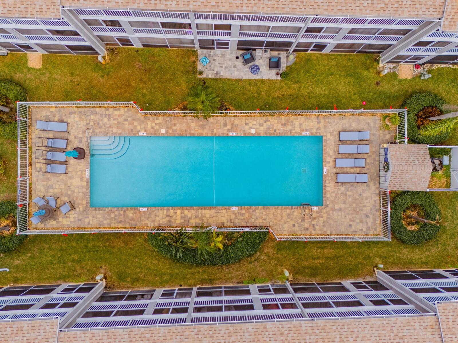 TIERRA SHORES TWNHMS - Residential