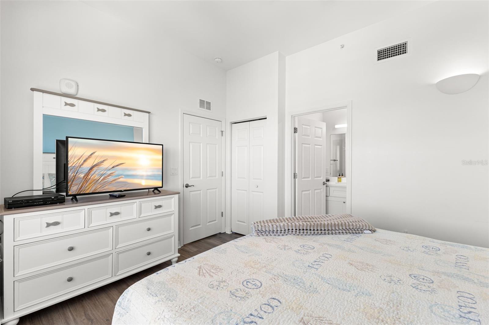 MADEIRA BAY RESORT I CONDO - Residential