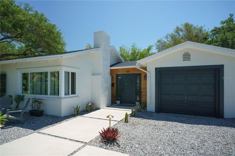 A home in BELLEAIR