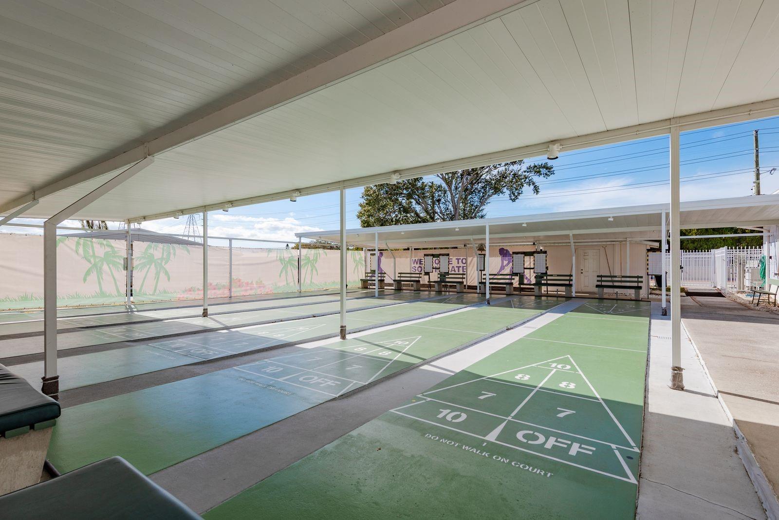 SOUTH GATE MOBILE HOME PARK UNREC - Residential