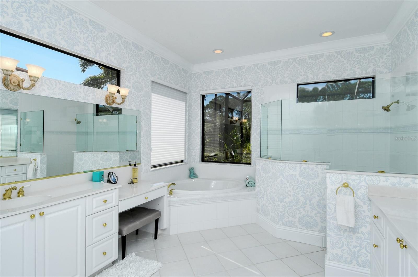 SILVER OAK - Residential