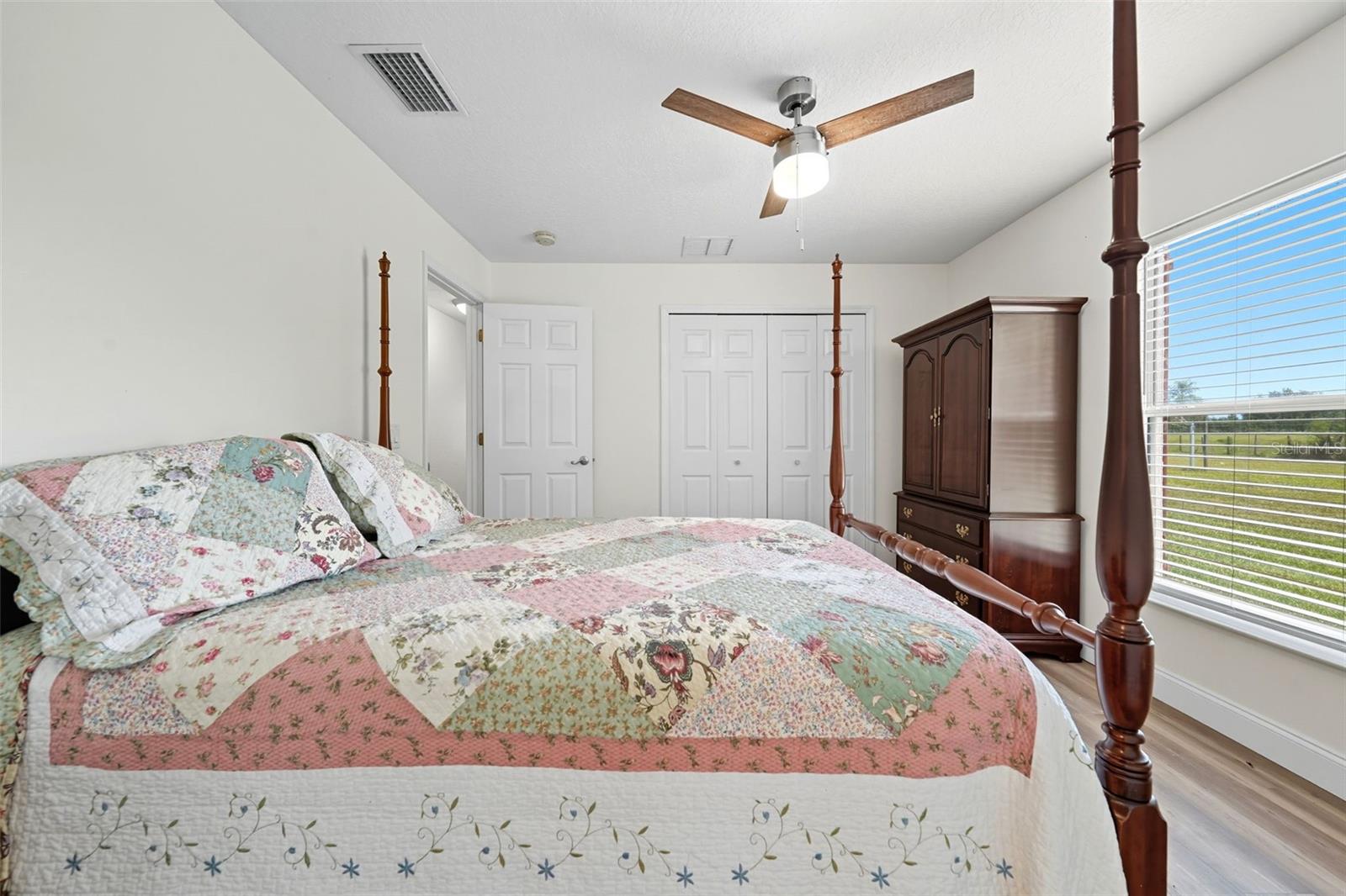 SUNSET GROVES UNIT 02 - Residential