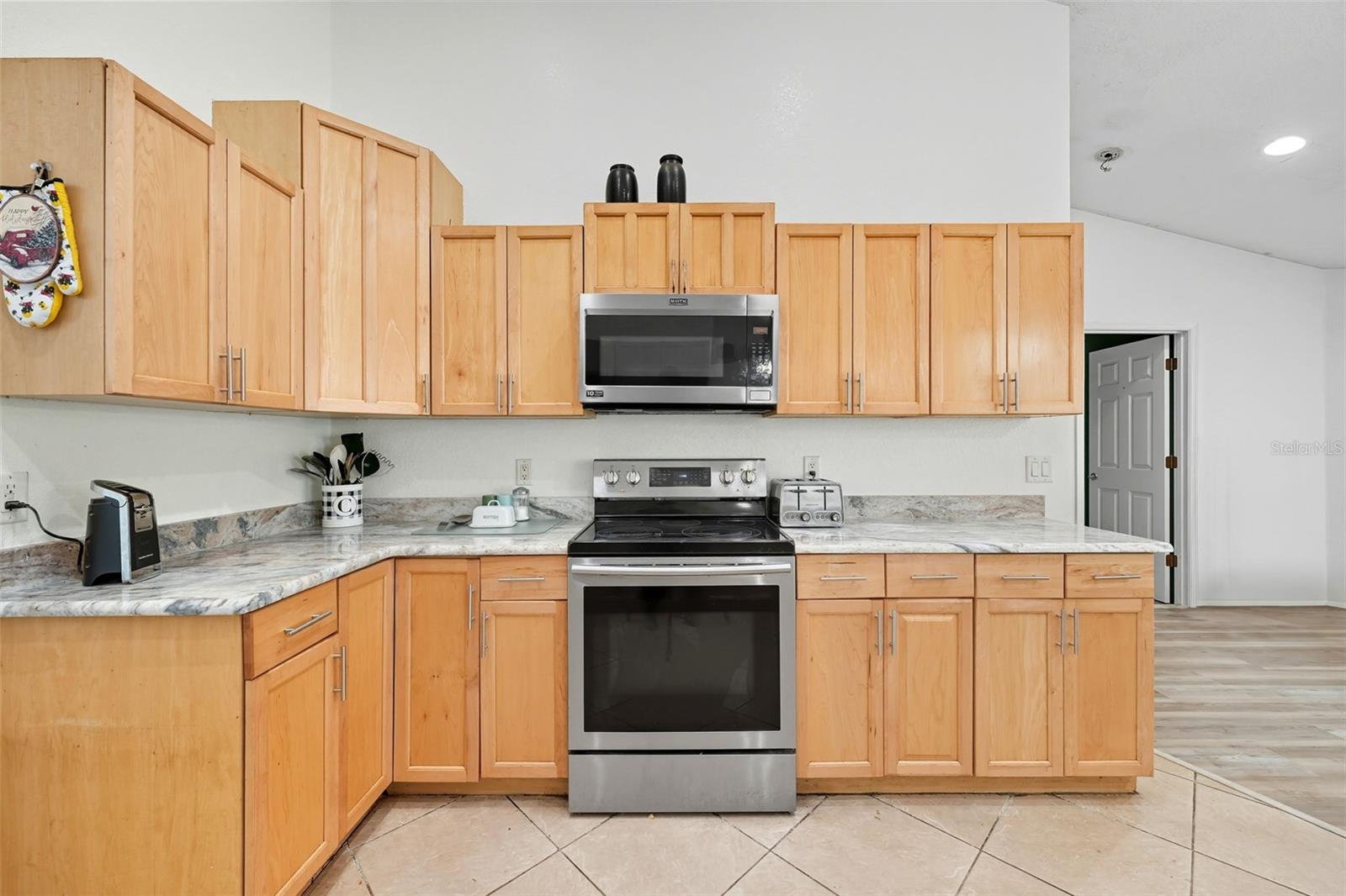 SUNSET GROVES UNIT 02 - Residential