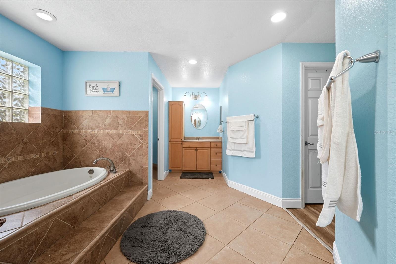 SUNSET GROVES UNIT 02 - Residential