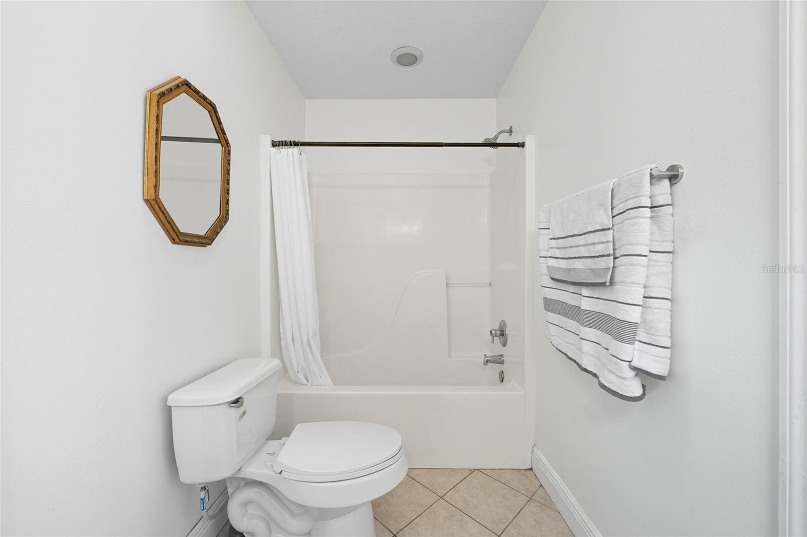 SUNSET GROVES UNIT 02 - Residential