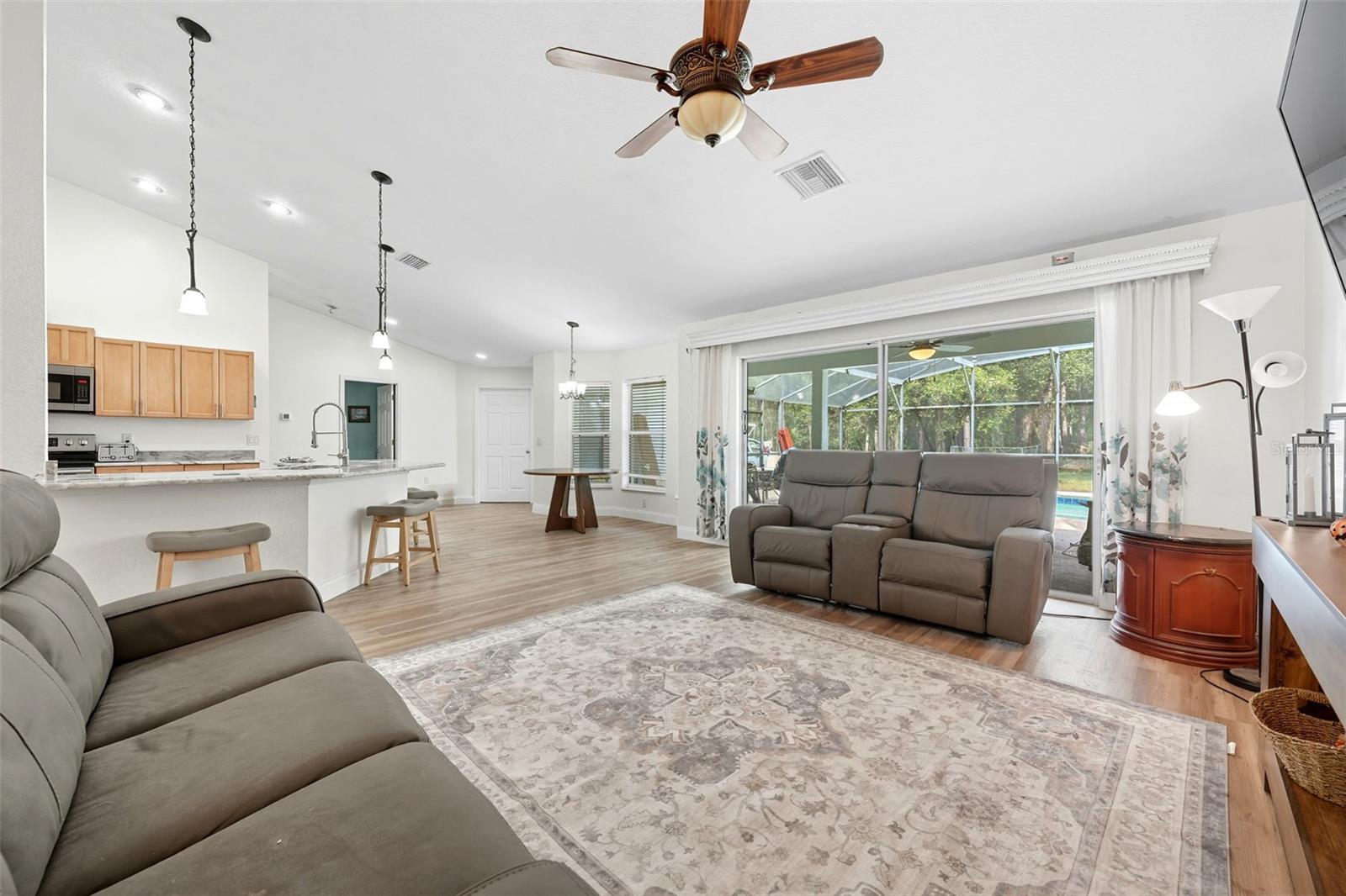 SUNSET GROVES UNIT 02 - Residential