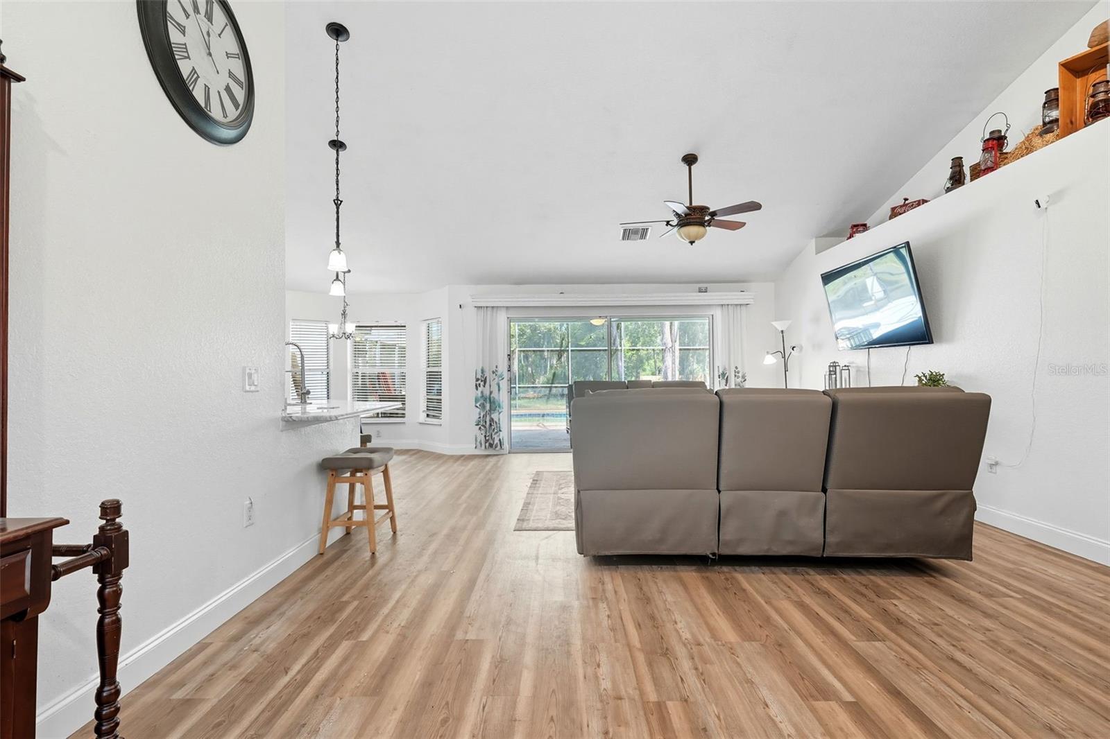 SUNSET GROVES UNIT 02 - Residential