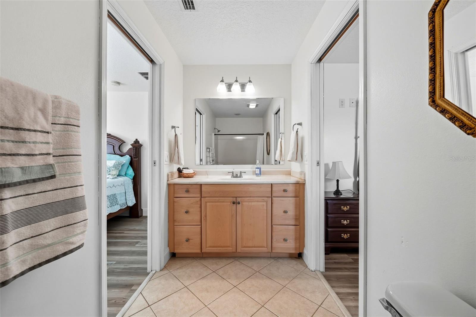 SUNSET GROVES UNIT 02 - Residential