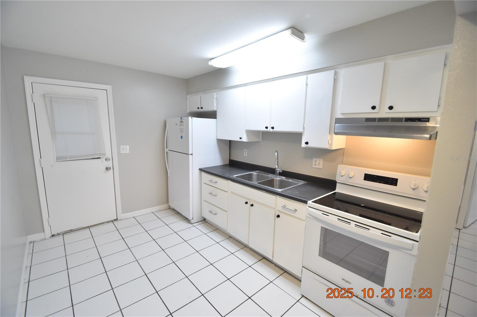 OGLE SUB - Residential Lease