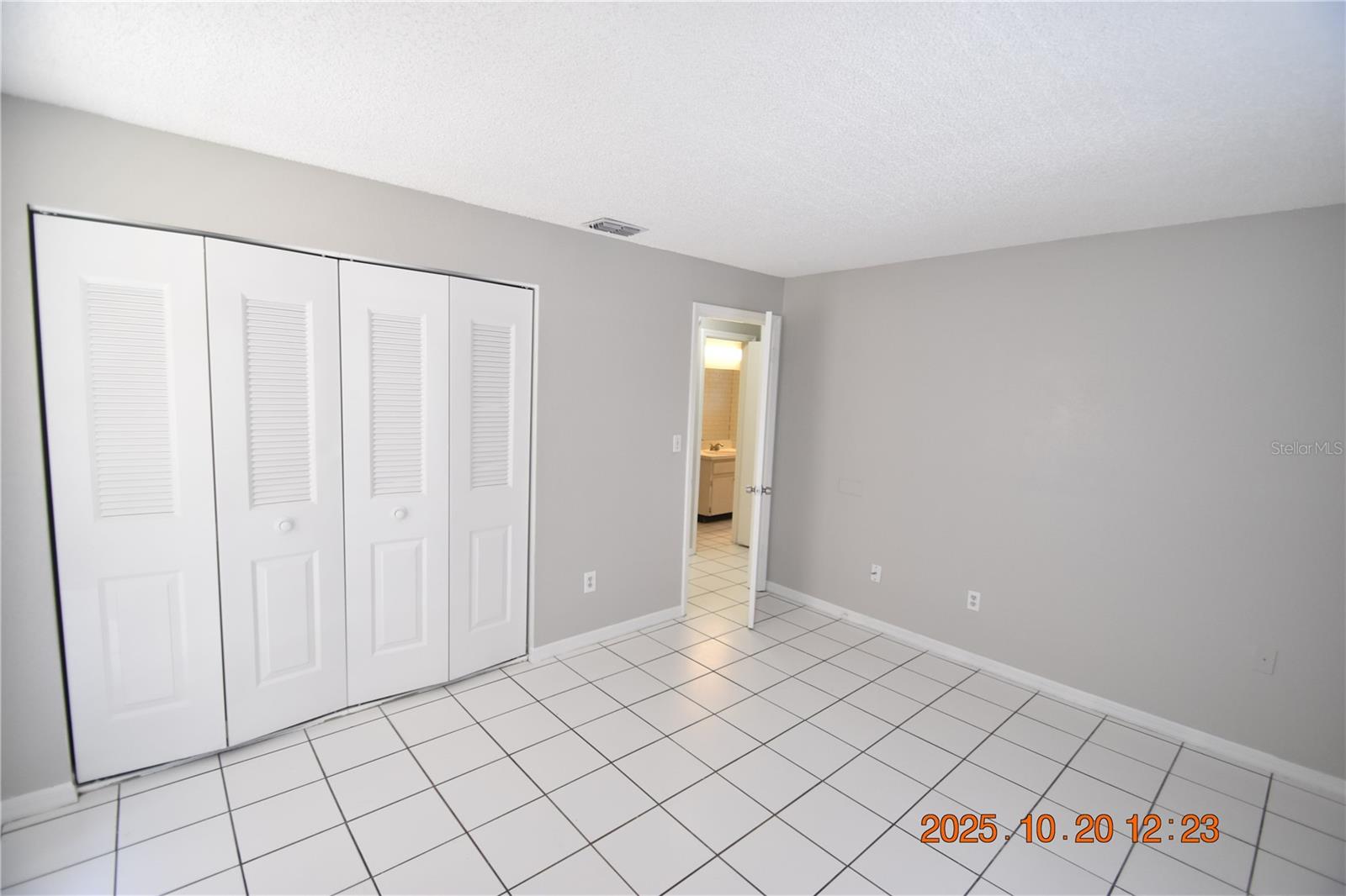 OGLE SUB - Residential Lease