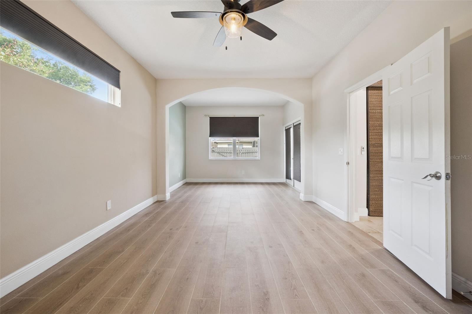 ALOMA WOODS PH 5 - Residential