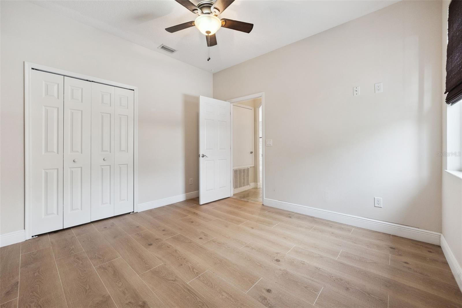 ALOMA WOODS PH 5 - Residential