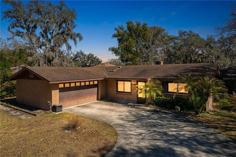 Photo of 18519 Barton Drive, Lutz, FL 33549 (MLS # TB8473576)