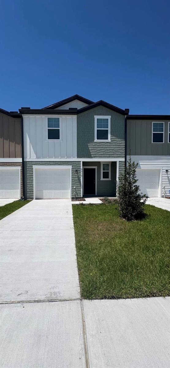 Photo of 3310 Vesara Dr, Davenport, FL 33837 (MLS # S5159094)