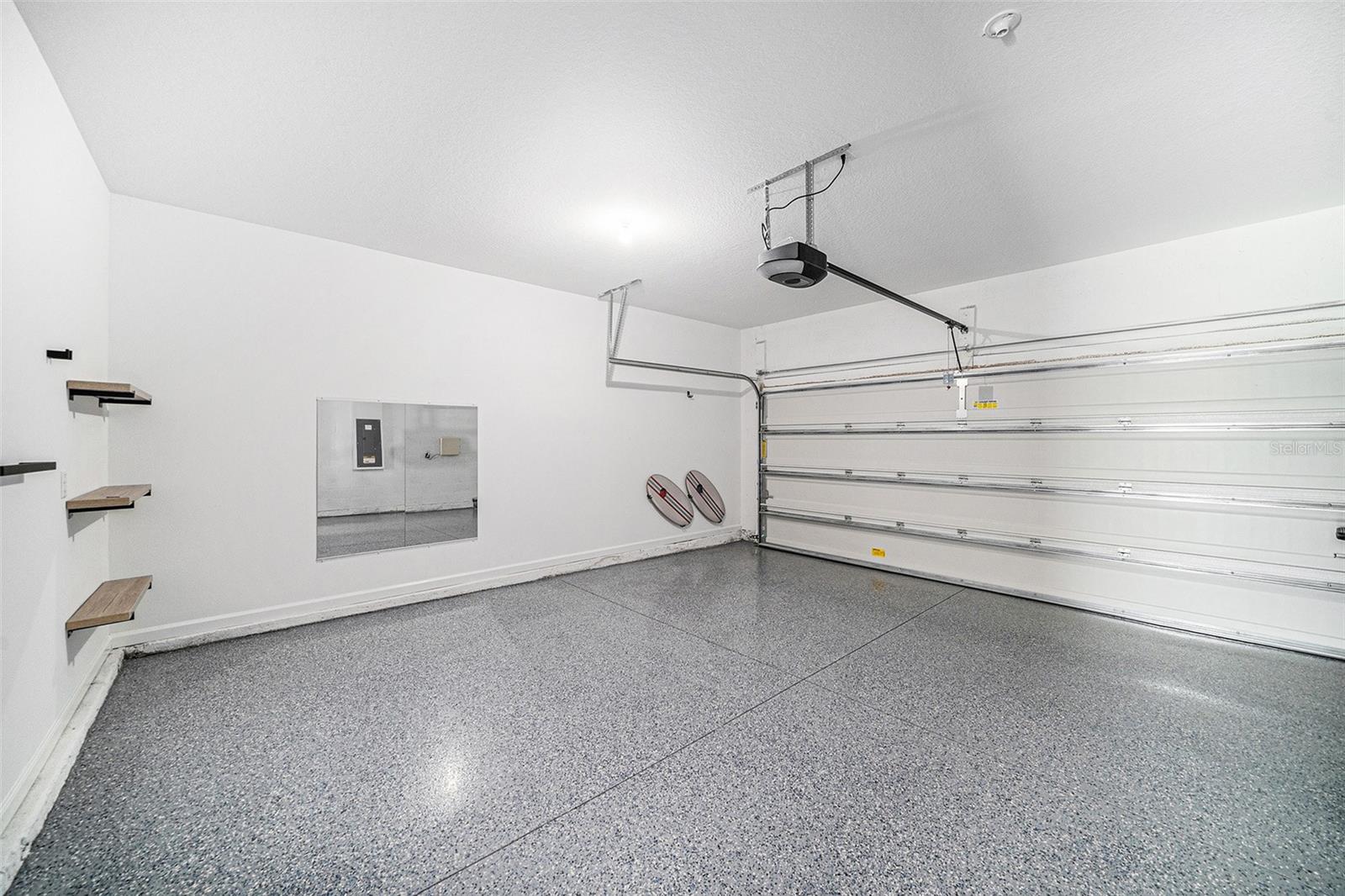 HIDDEN CREEK - Residential