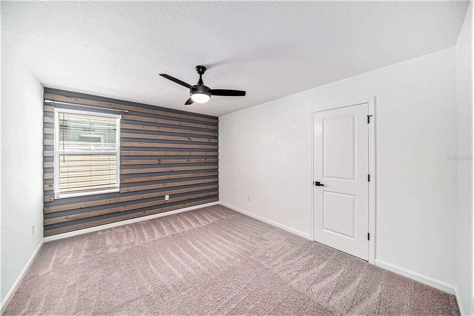 HIDDEN CREEK - Residential