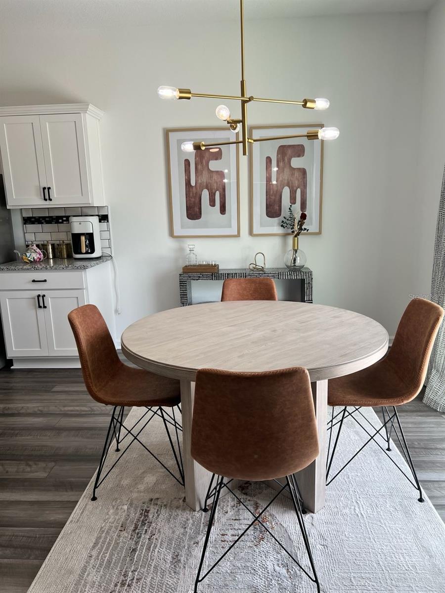 HIDDEN CREEK - Residential