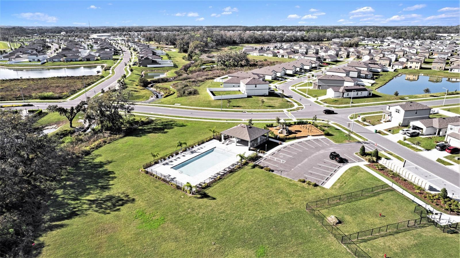 HIDDEN CREEK - Residential