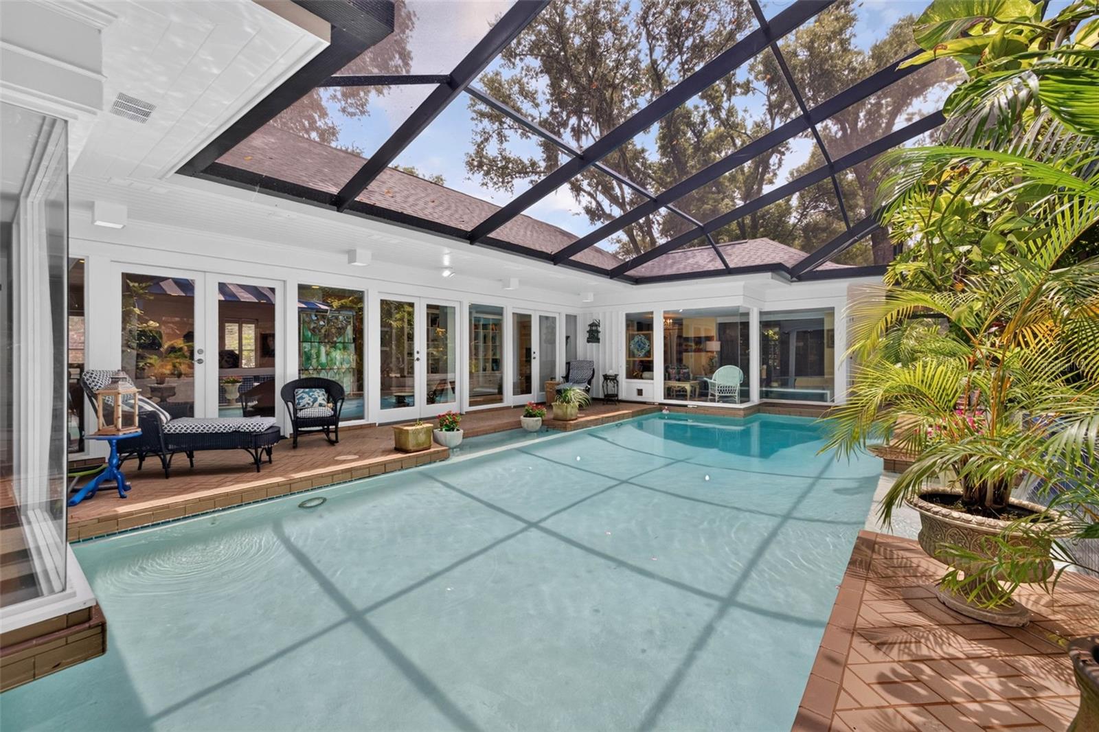 602 S RIVERHILLS DRIVE