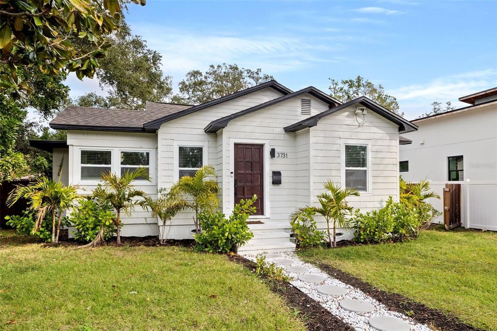 Photo of 3731 6th Avenue N, St Petersburg, FL 33713 (MLS # TB8476330)