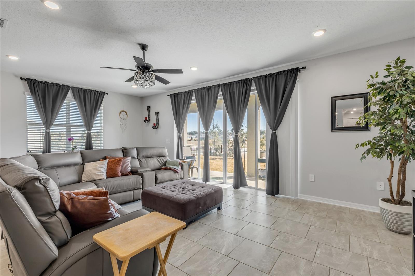 STONEYBROOK HILLSB - Residential